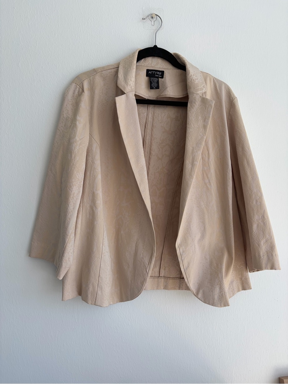 Attyre New York Beige Lightweight Blazer | Quiet Luxury XL
